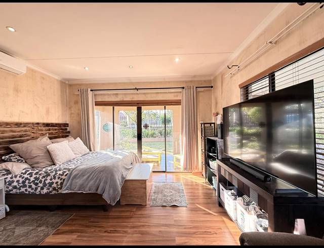 5 BEDROOM HOUSE FOR SALE IN HUTTENHEIGHTS